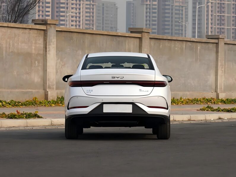 BYD Qin PLUS 2025 DM-i Intelligent Driving Edition 55KM Leading Edition