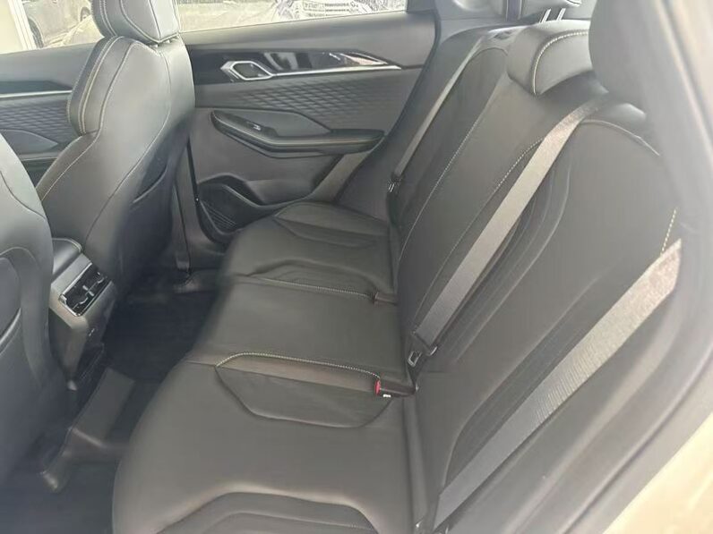 Geely Coolray 2025 L 1.5TD DCT Star Edition